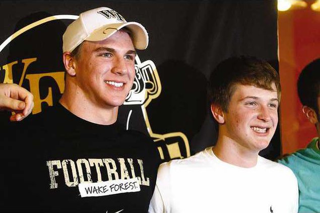 Ben Emert Signing Day 3 es